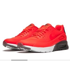 Wmns Air Max 90 Ultra Essential 
Nike Sneakers size US 6, EU 36.5